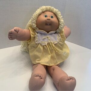 🧸 1982 Vintage Cabbage Patch Kids Doll - Blonde Yarn Hair  🧸